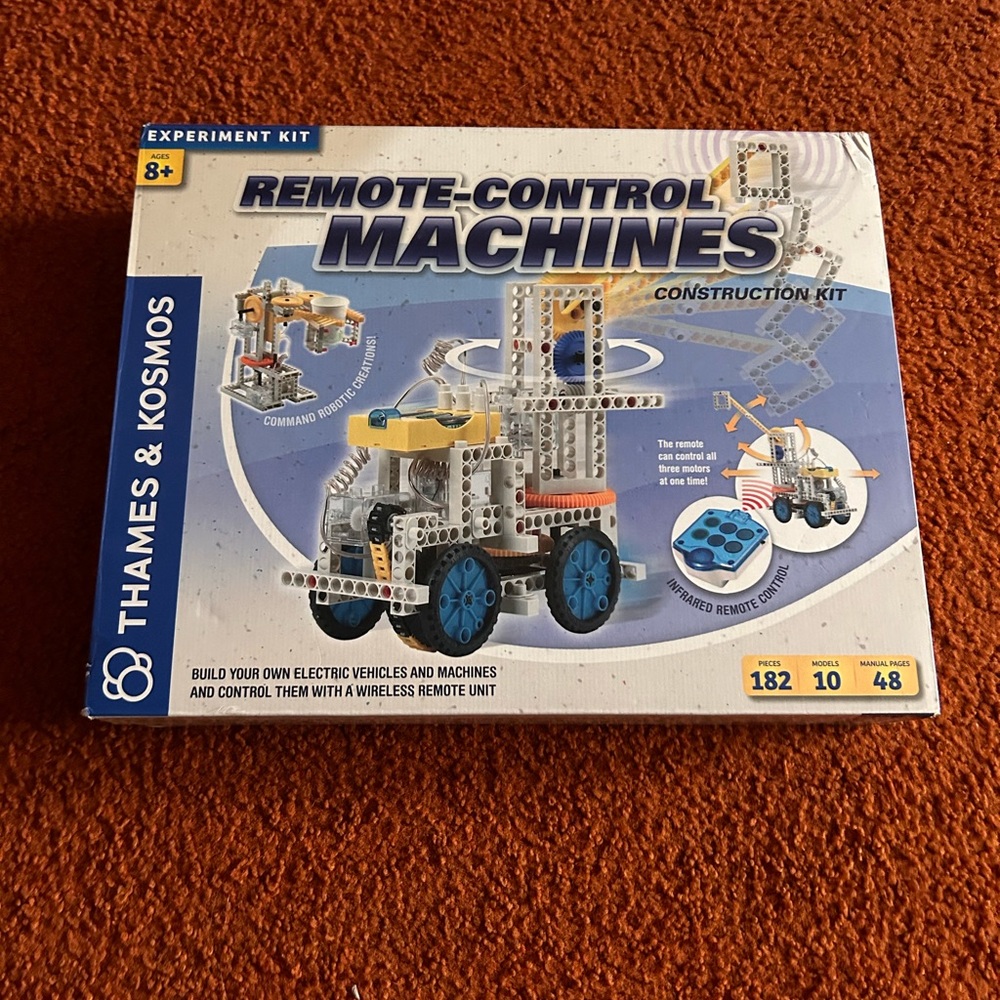 Thames & Kosmos remote control machines